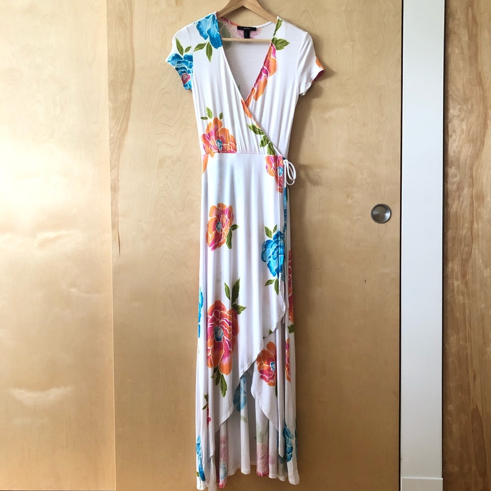 NWOT Floral Faux Wrap Maxi Dress